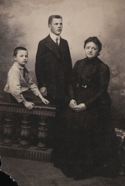 Józefa Kraszewska with Sons Janusz and Mieczysław by Unbekannt Unbekannt